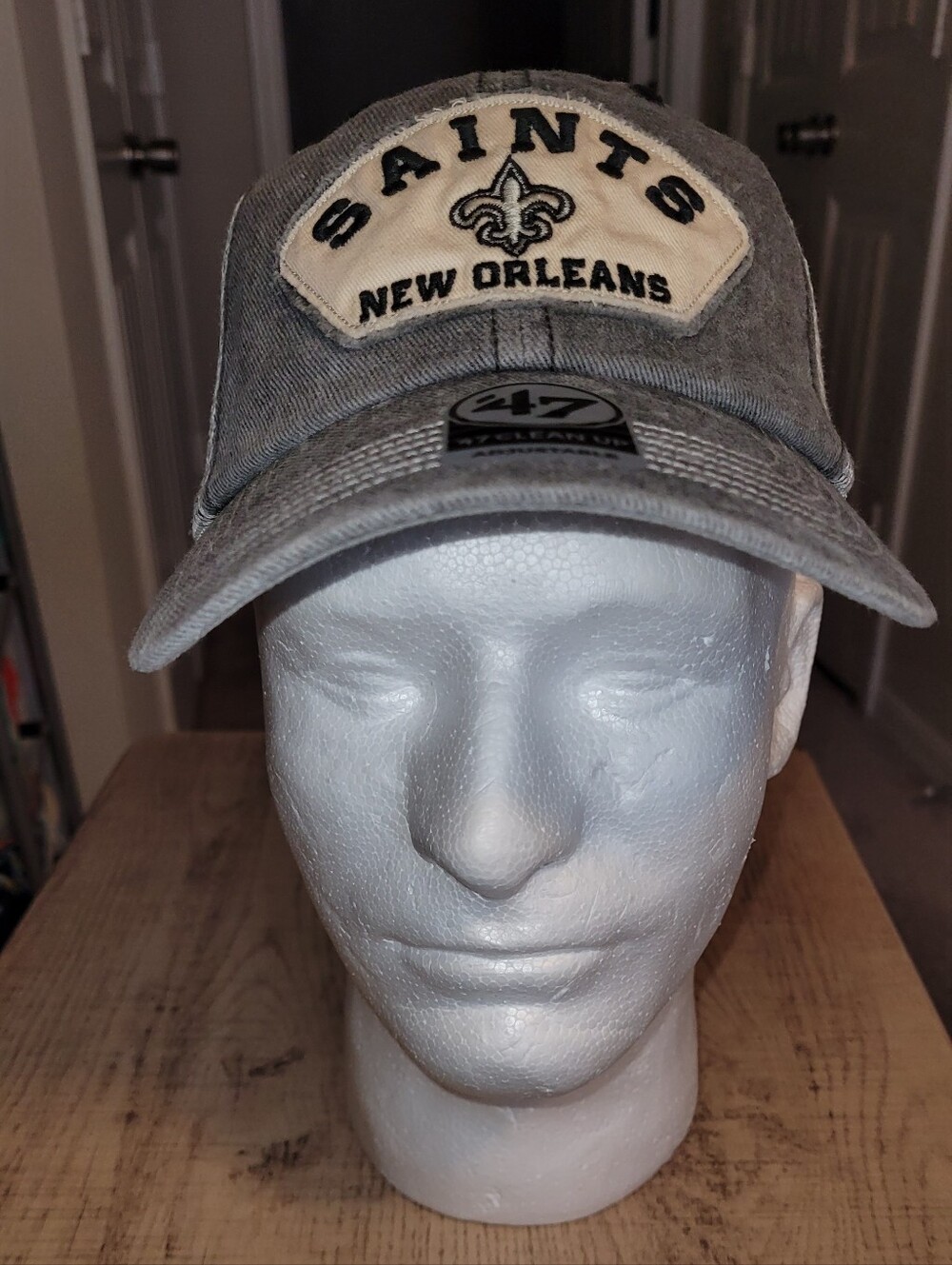 47 Brand New Orleans Saints Gray & Cream Distressed Snapback